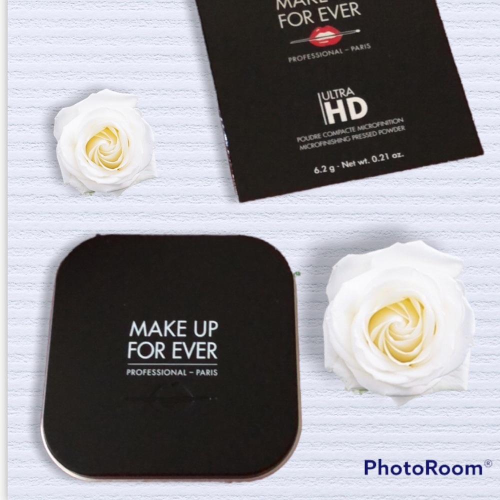 Brand new Ultra HD Microfinishing Pressed Powder by Make Up Forever